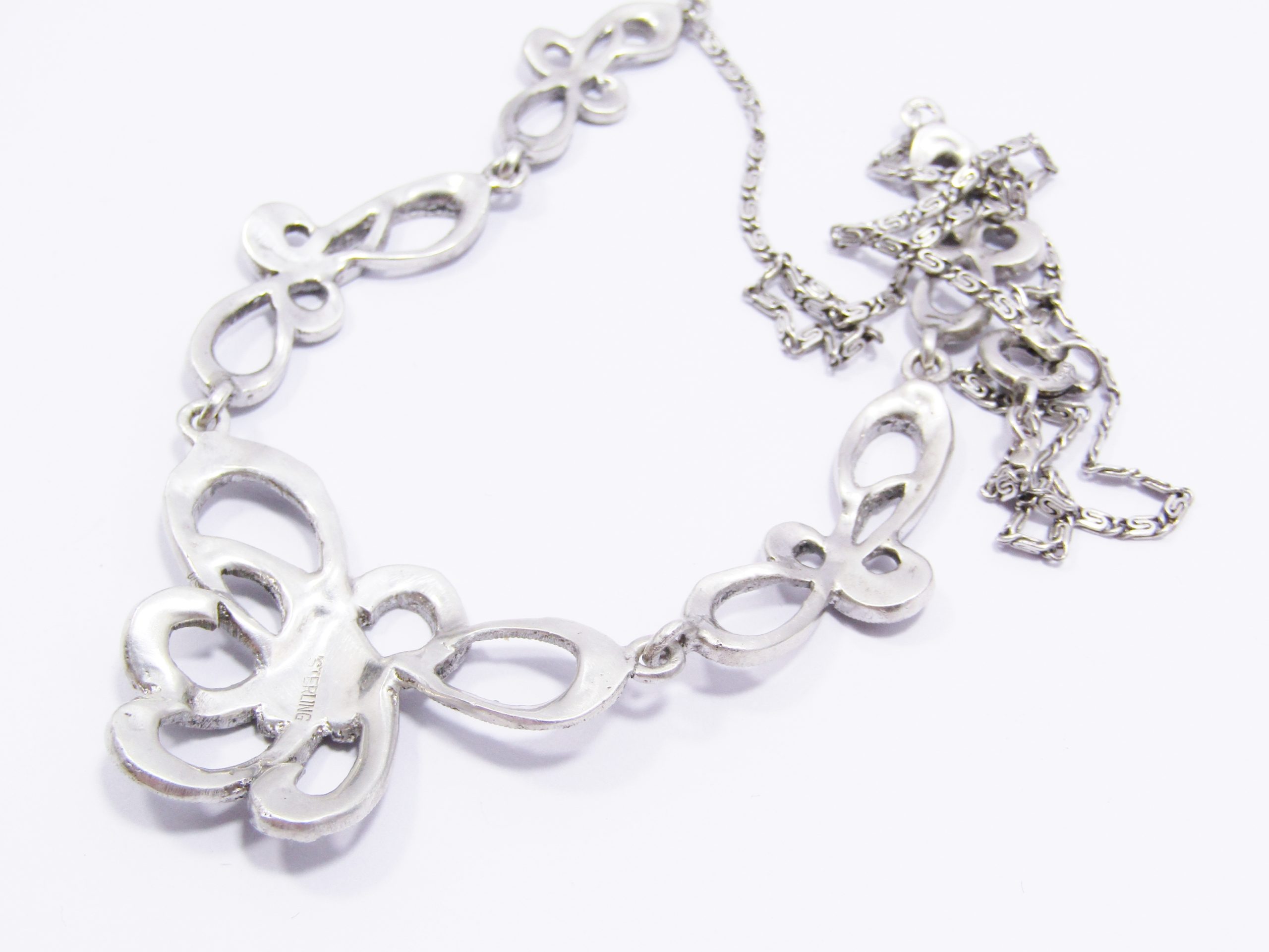 A Gorgeous and Oh so Beautiful Marcasite Vintage Necklace in Sterling Silver
