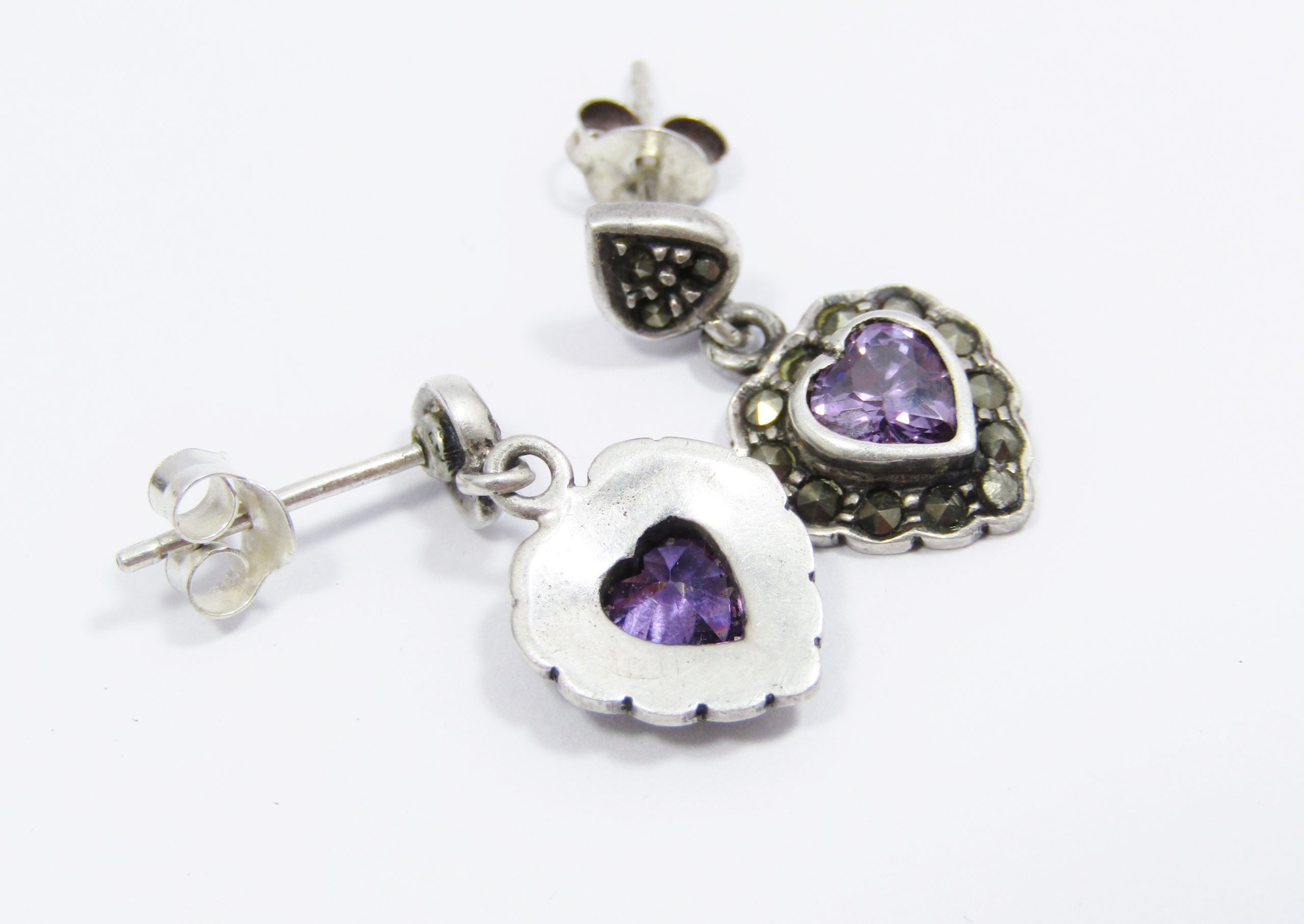 A Gorgeous Pair of purple  Heart Dangling Earring in Sterling Silver
