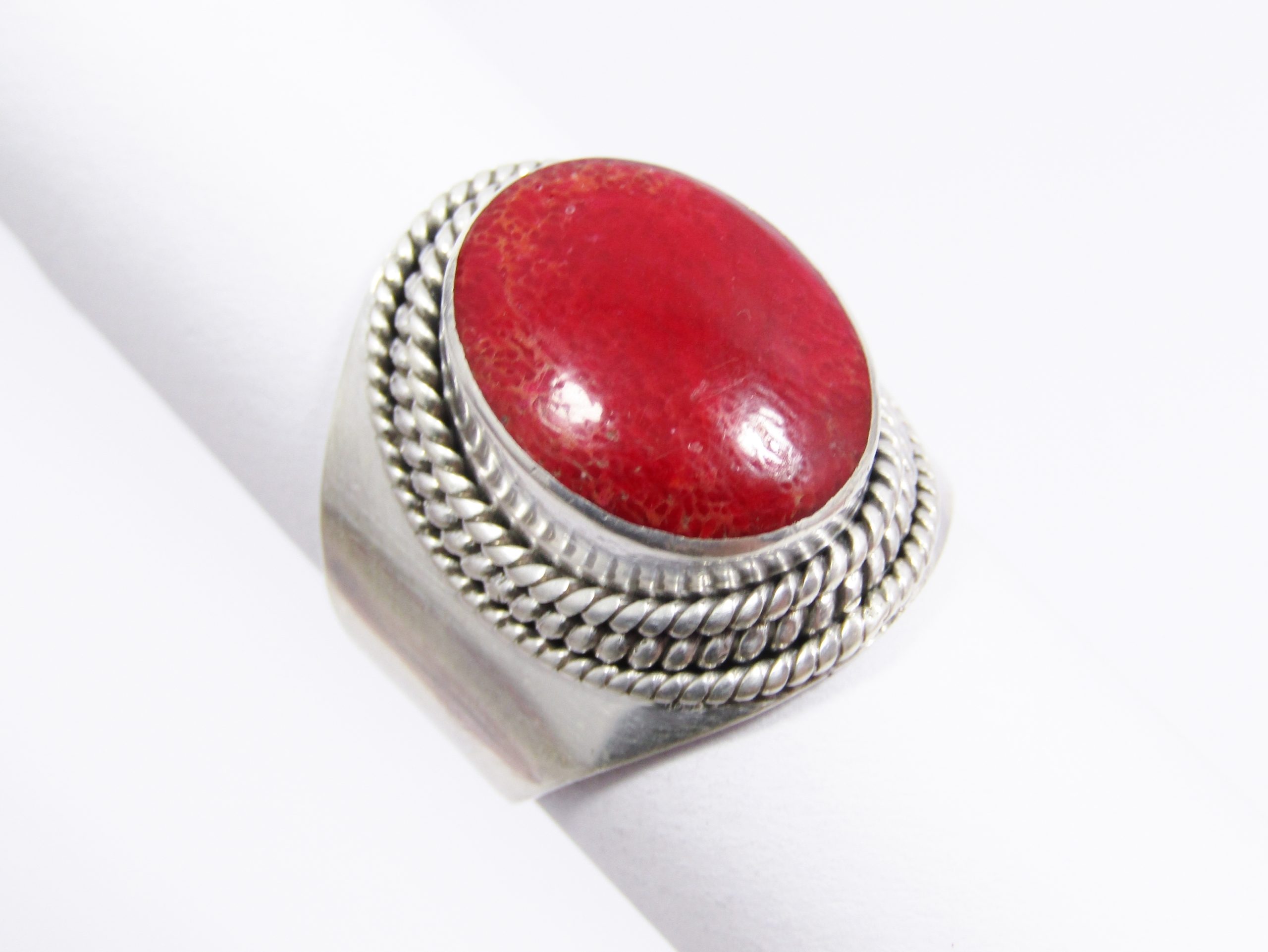 A Lovely Chunky Coral Ring in Sterling Silver.